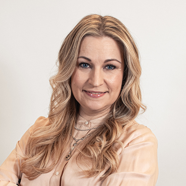 Jenni Föhr kasvokuva